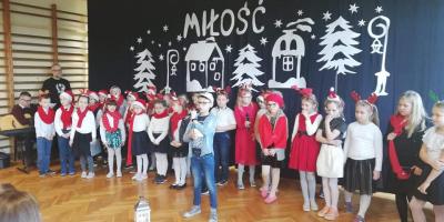 Apel w klasach młodszych rozczulił wszystkie serduszka