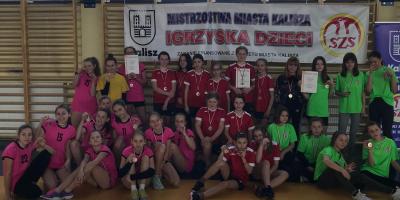BRĄZOWY MEDAL W PIŁCE RĘCZNEJ DZIEWCZĄT!!!
