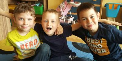 " Dobra koleżanka , dobry kolega"