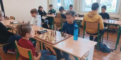 DRUŻYNOWE MISTRZOSTWA KALISZA W SZACHACH.