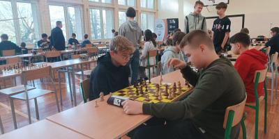 DRUŻYNOWE MISTRZOSTWA KALISZA W SZACHACH.