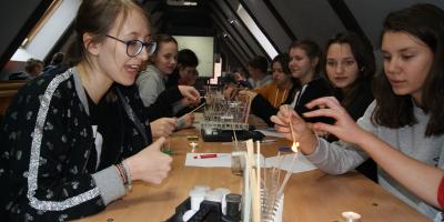 Dzień pełen chemicznych doświadczeń