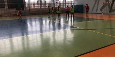 FINAŁ MISTRZOSTW KALISZA W PIŁCE RĘCZNEJ DZIEWCZĄT W RAMACH IMS