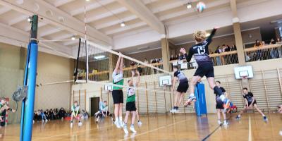 JESTEŚMY WICEMISTRZAMI WOJEWÓDZTWA W PIŁCE SIATKOWEJ CHŁOPCÓW W RAMACH IMS