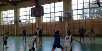 FINAŁ REJONU KALISZ W PIŁCE KOSZYKOWEJ DZIEWCZĄT