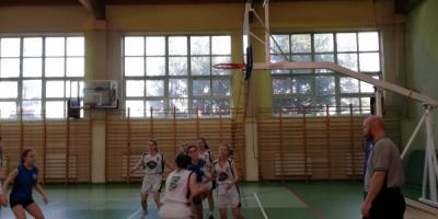 FINAŁ REJONU KALISZ W PIŁCE KOSZYKOWEJ DZIEWCZĄT