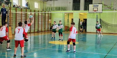 FINAŁ REJONU W PIŁCE SIATKOWEJ CHŁOPCÓW W RAMACH IGRZYSK DZIECI