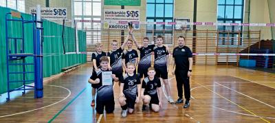 FINAŁ REJONU W PIŁCE SIATKOWEJ CHŁOPCÓW W RAMACH IGRZYSK DZIECI.