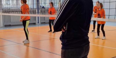 FINAŁ REJONU W PIŁCE SIATKOWEJ DZIEWCZĄT ID