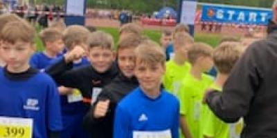 FINAŁ WOJEWÓDZKI W DRUŻYNOWYCH BIEGACH PRZEŁAJOWYCH.