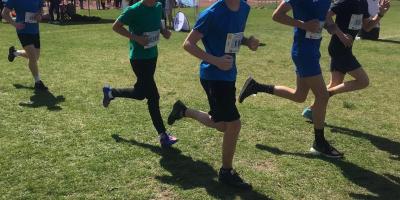 FINAŁ WOJEWÓDZKI W DRUŻYNOWYCH BIEGACH PRZEŁAJOWYCH