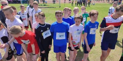 FINAŁ WOJEWÓDZKI W DRUŻYNOWYCH BIEGACH PRZEŁAJOWYCH