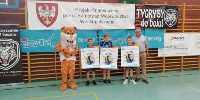 FINAŁ WOJEWÓDZKI W MINISIATKÓWCE CHŁOPCÓW "3" KINDER JOY OF MOVING