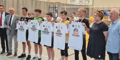 FINAŁ WOJEWÓDZKI W PIŁCE SIATKOWEJ CHŁOPCÓW ID