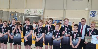 FINAŁ WOJEWÓDZKI W PIŁCE SIATKOWEJ CHŁOPCÓW ID