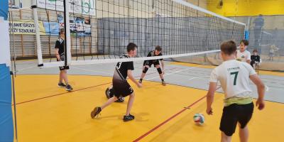 FINAŁ WOJEWÓDZKI W PIŁCE SIATKOWEJ CHŁOPCÓW ID