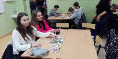 "Jak co roku wielkie granie, wielkie granie w pomaganie"