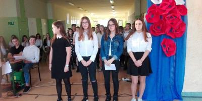 "Jeszcze Polska nie zginęła,kiedy my żyjemy"