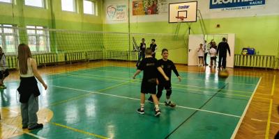 MINISIATKÓWKA CHŁOPCÓW KATEGORII "2"