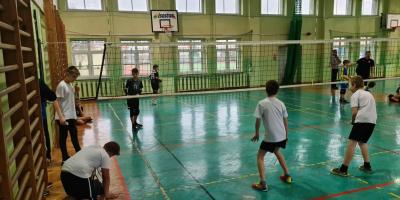 MINISIATKÓWKA CHŁOPCÓW KATEGORII "2"