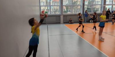 MINISIATKÓWKA DZIEWCZĄT KATEGORII "2"