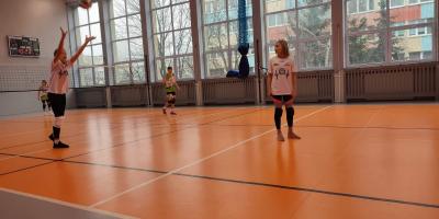 MINISIATKÓWKA DZIEWCZĄT KATEGORII "2"