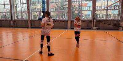 MINISIATKÓWKA DZIEWCZĄT KATEGORII "2"