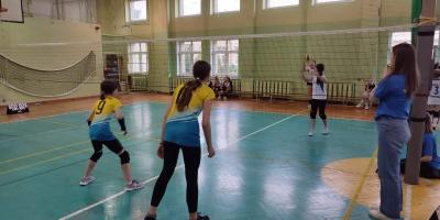 MINISIATKÓWKA DZIEWCZĄT KATEGORII "2"