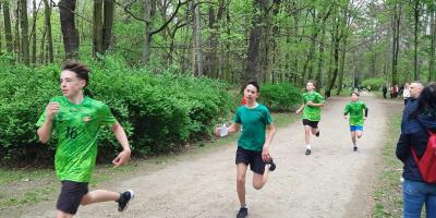 MISTRZOSTWA KALISZA W DRUŻYNOWYCH BIEGACH PRZEŁAJOWYCH DZIEWCZĄT I CHŁOPCÓW W RAMACH IMS