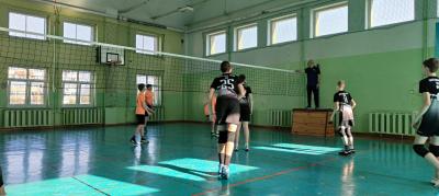 MISTRZOSTWA KALISZA W PIŁCE SIATKOWEJ CHŁOPCÓW W RAMACH IGRZYSK DZIECI