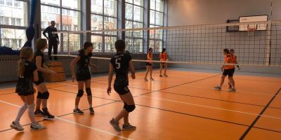 MISTRZOSTWA KALISZA W PIŁCE SIATKOWEJ DZIEWCZĄT W RAMACH ID