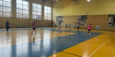 MISTRZYNIE KALISZA W PIŁCE RĘCZNEJ DZIEWCZĄT W RAMACH IGRZYSK MŁODZIEŻY SZKOLNEJ