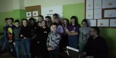 Ogólnoszkolne wspólne kolędowanie