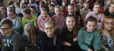 Ogólnoszkolne wspólne kolędowanie