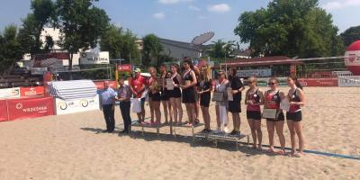 FINAŁ WOJEWÓDZKI W PLAŻOWEJ PIŁCE SIATKOWEJ DZIEWCZĄT