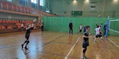 PÓŁFINAŁ MISTRZOSTW WIELKOPOLSKI W MINISIATKÓWCE CHŁOPCÓW W KATEGORII "2"