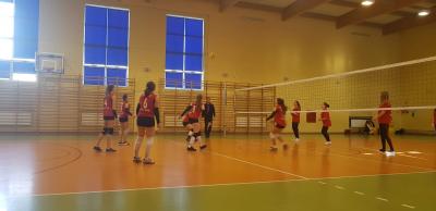 ROZGRYWKI PIŁKI SIATKOWEJ