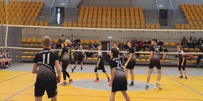 SIATKARZE MISTRZAMI REJONU