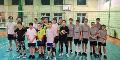 KOLEJNY SPARING MŁODYCH SIATKARZY