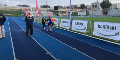 SZTAFETOWE BIEGI PRZEŁAJOWE