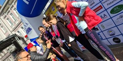 SZTAFETOWE BIEGI PRZEŁAJOWE