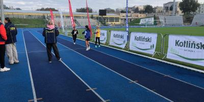 SZTAFETOWE BIEGI PRZEŁAJOWE