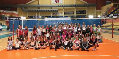 TURNIEJ MINI SIATKÓWKI DZIEWCZĄT