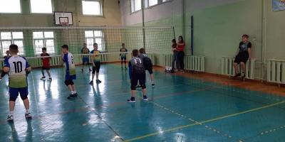 TURNIEJ MINISIATKÓWKI KINDER SPORT CHŁOPCÓW