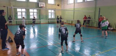 TURNIEJ MINISIATKÓWKI KINDER SPORT CHŁOPCÓW