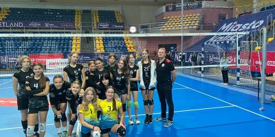 TURNIEJ SIATKAREK W SP 24