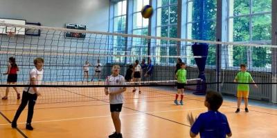 V MEMORIAŁ STANISŁAWA SIKORSKIEGO W MINISIATKÓWCE DZIEWCZĄT I CHŁOPCÓW