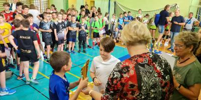 V MEMORIAŁ STANISŁAWA SIKORSKIEGO W MINISIATKÓWCE DZIEWCZĄT I CHŁOPCÓW