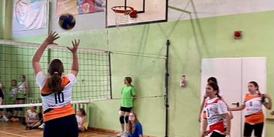 V MEMORIAŁ STANISŁAWA SIKORSKIEGO W MINISIATKÓWCE DZIEWCZĄT I CHŁOPCÓW