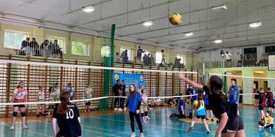 V MEMORIAŁ STANISŁAWA SIKORSKIEGO W MINISIATKÓWCE DZIEWCZĄT I CHŁOPCÓW